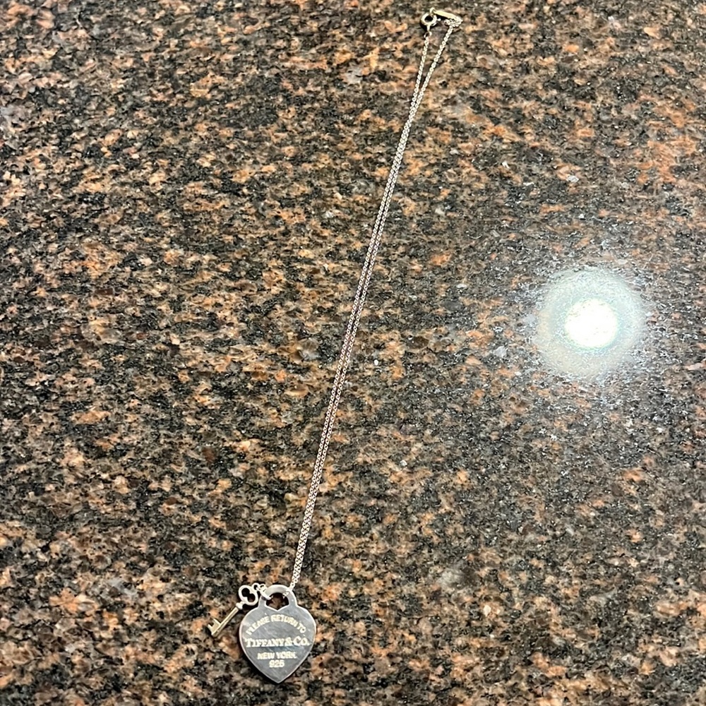 Return to Tiffany heart and key